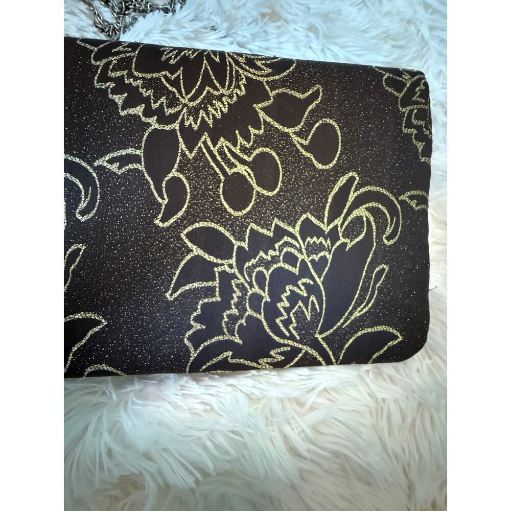Terramina Brown Material Gold Metallic Embroidery Floral Pattern Envelope Purse - Picture 6 of 9